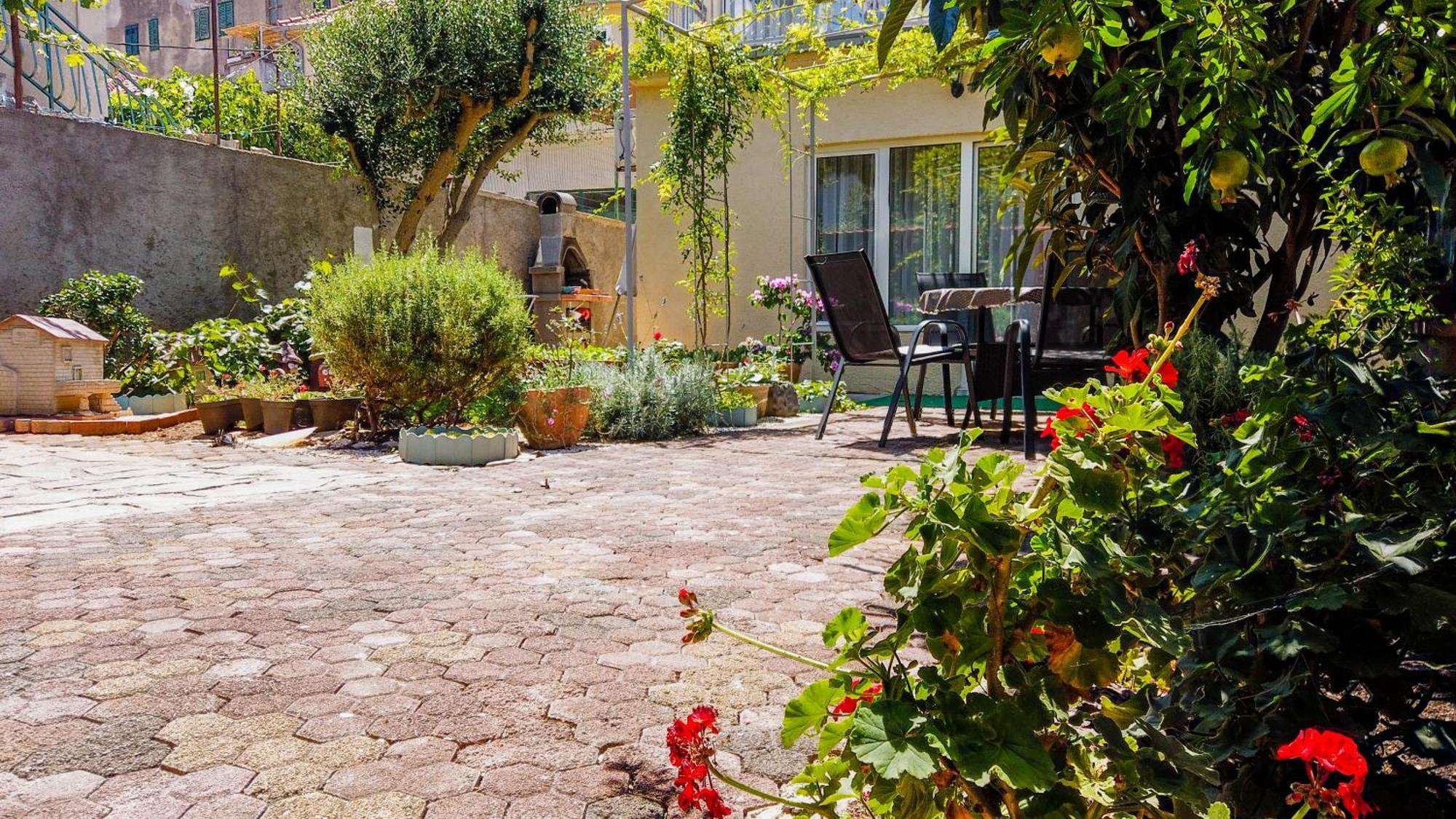 Sibenik City Center Apartment Exterior photo
